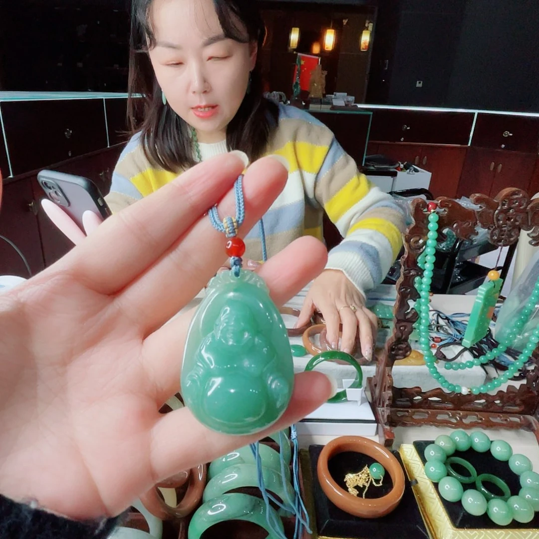 密玉（石英质玉）未镶嵌颈饰