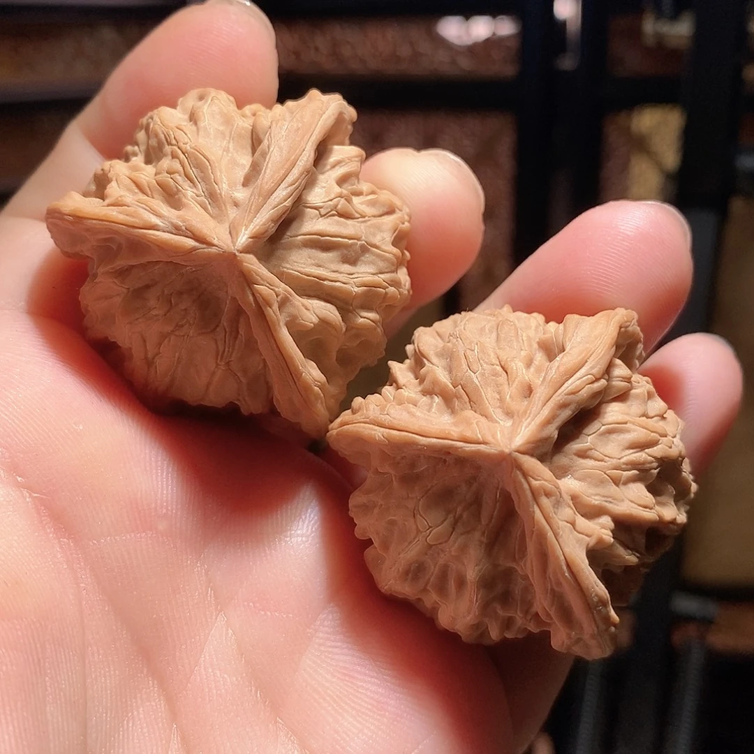 文玩核桃把件43盘山三棱全品球奔