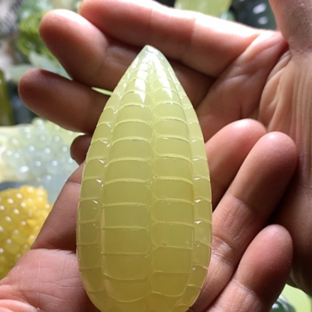 【闪购商品】合金蛇纹石玉颈饰