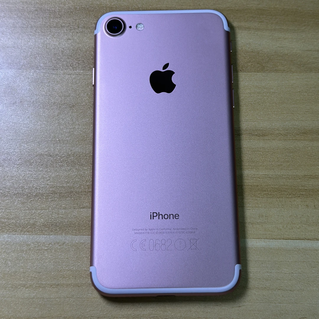 99新 Apple/苹果 苹果 7 256g 玫瑰金东南亚版 13 系统