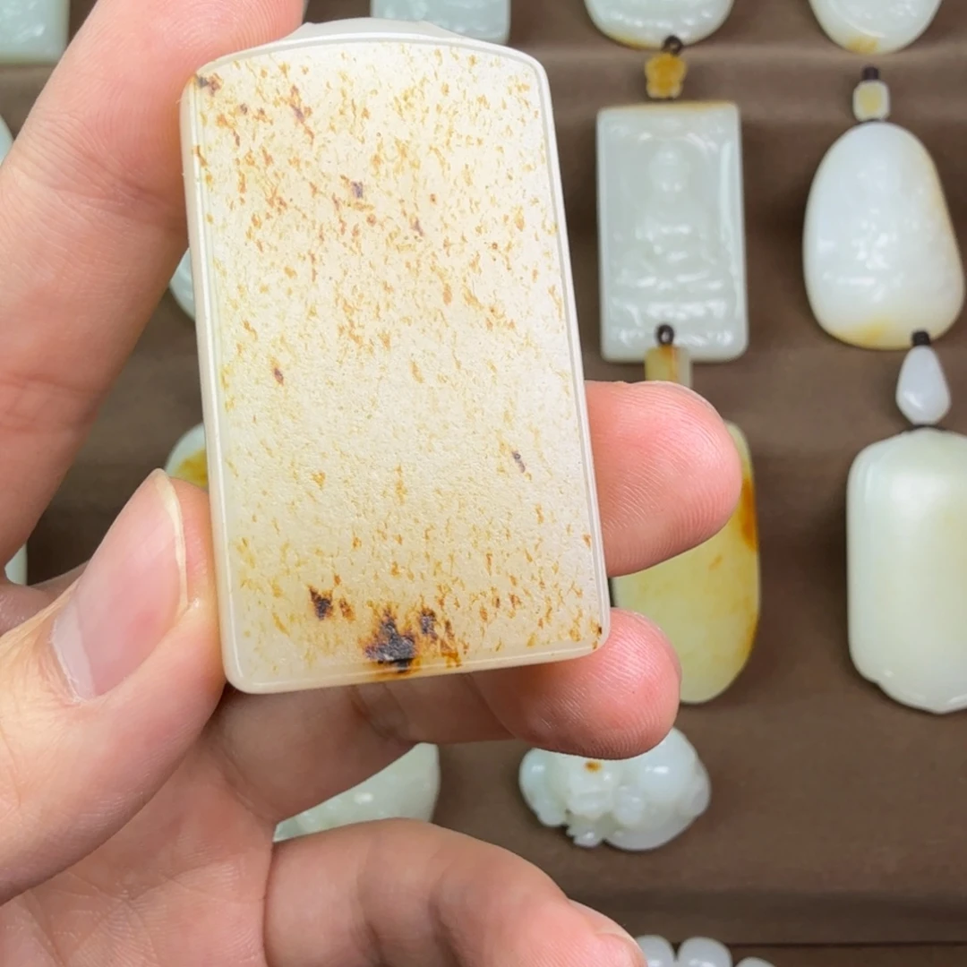 秋***水和田玉未镶嵌挂件