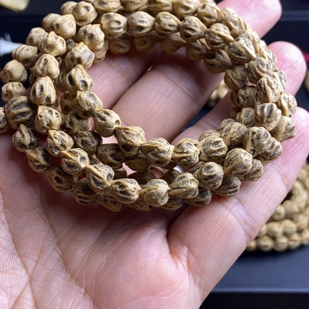 顾***玮吊坠柏香籽/百香籽