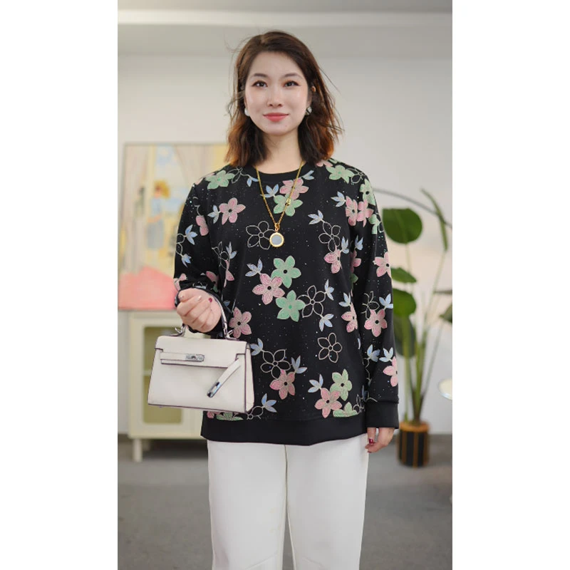 星梦情缘大码女装宽松型常规款圆领女休闲风长袖卫衣显瘦上衣T恤