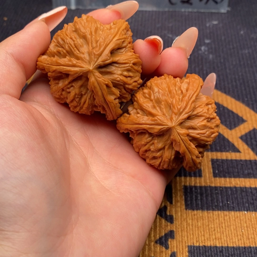 亽***凣吊坠文玩核桃白狮子