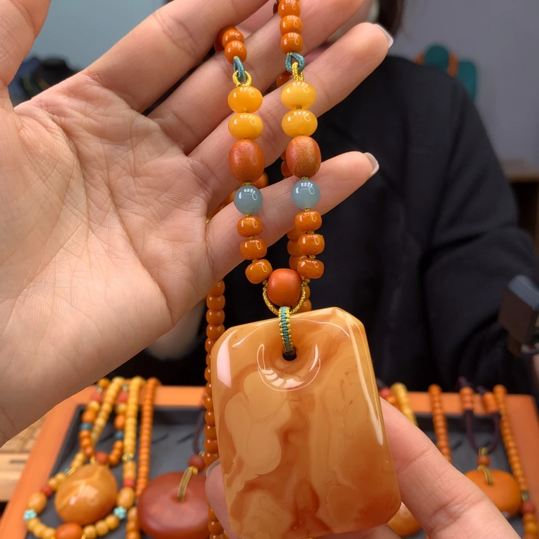 蜜蜡颈饰未镶嵌天然