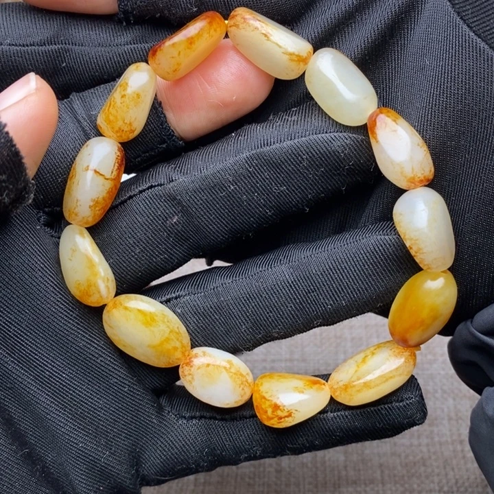 和田玉未镶嵌手链