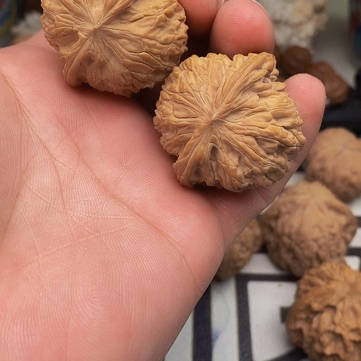 桃核把件肥****坑磨盘狮子头
