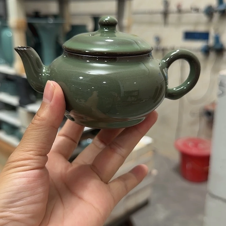 陶瓷哈哈哈哈哈哈哈哈