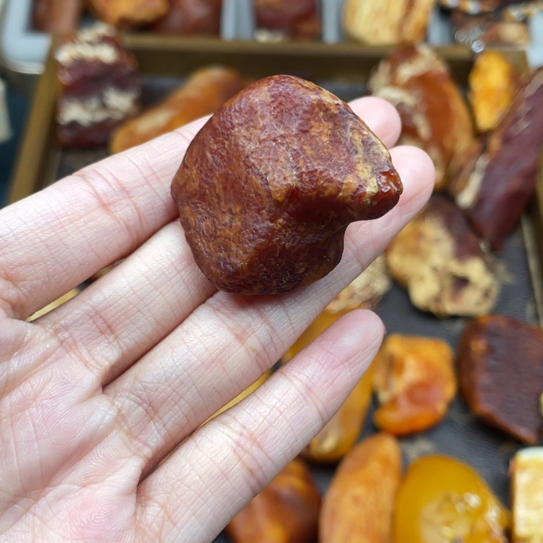 琥珀未镶嵌珠宝奇石