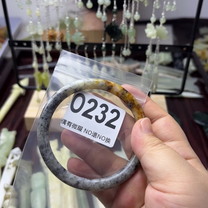 蛇纹石玉发饰合金灯***_