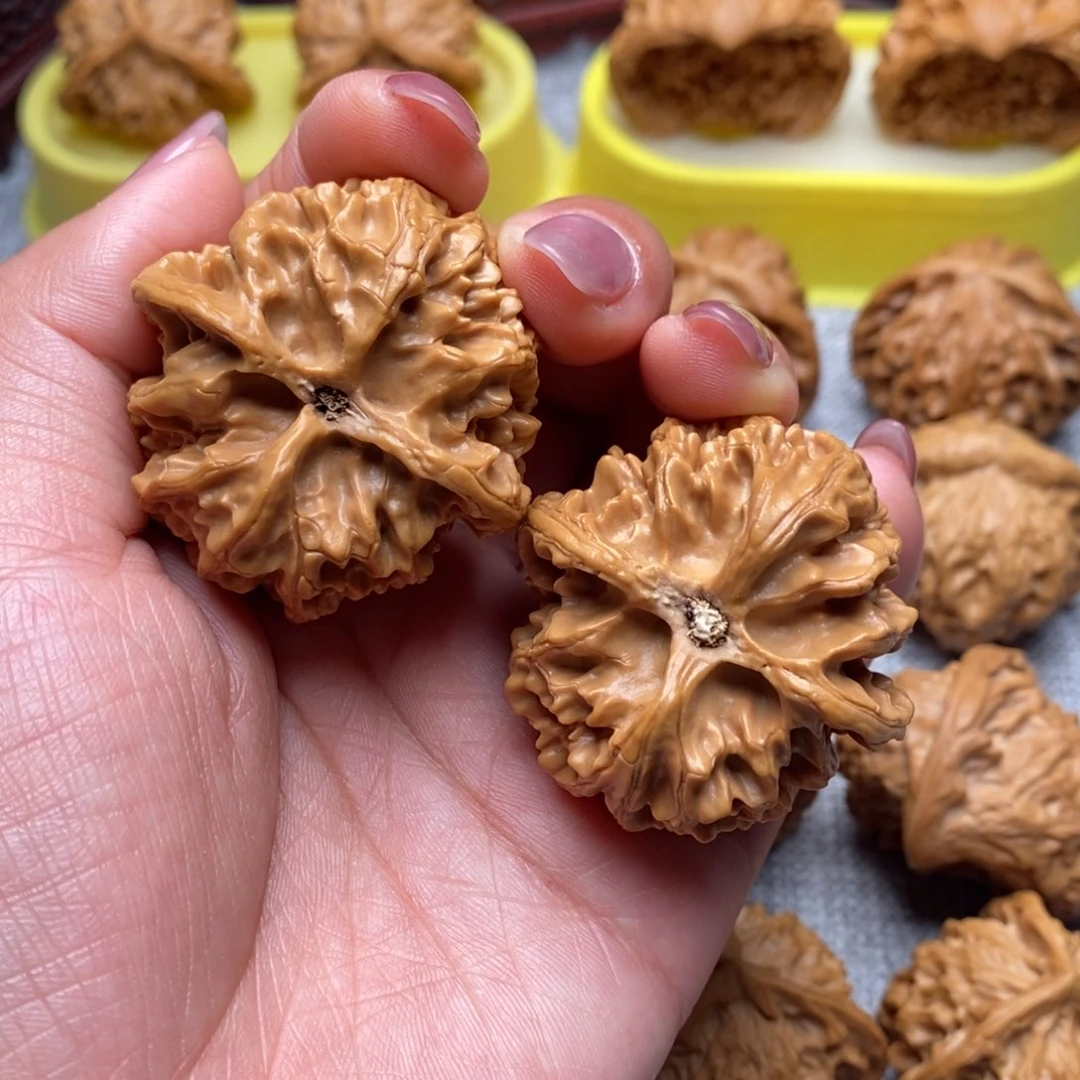 文玩核桃把件苹果41.8