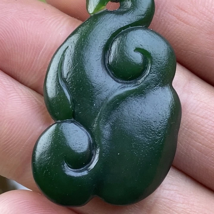 和田玉（碧玉）未镶嵌颈饰