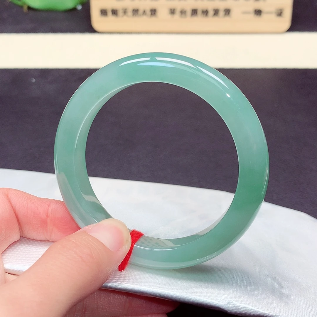 翡翠手镯未镶嵌470号