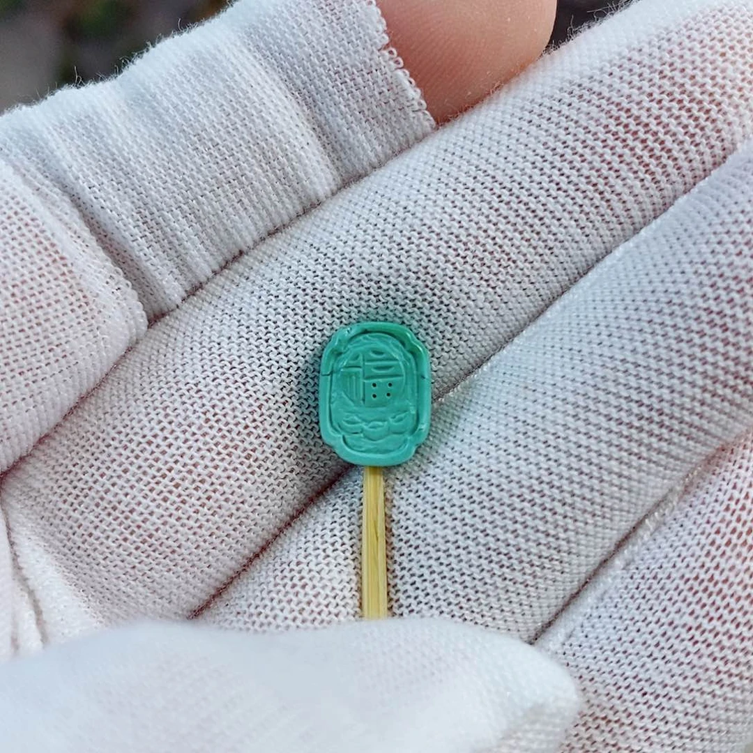 未镶嵌绿松石珠宝奇石