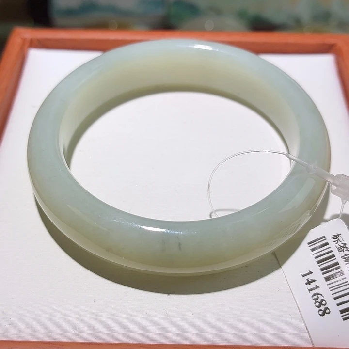 和田玉未镶嵌手镯  且末奶蓝 51 52