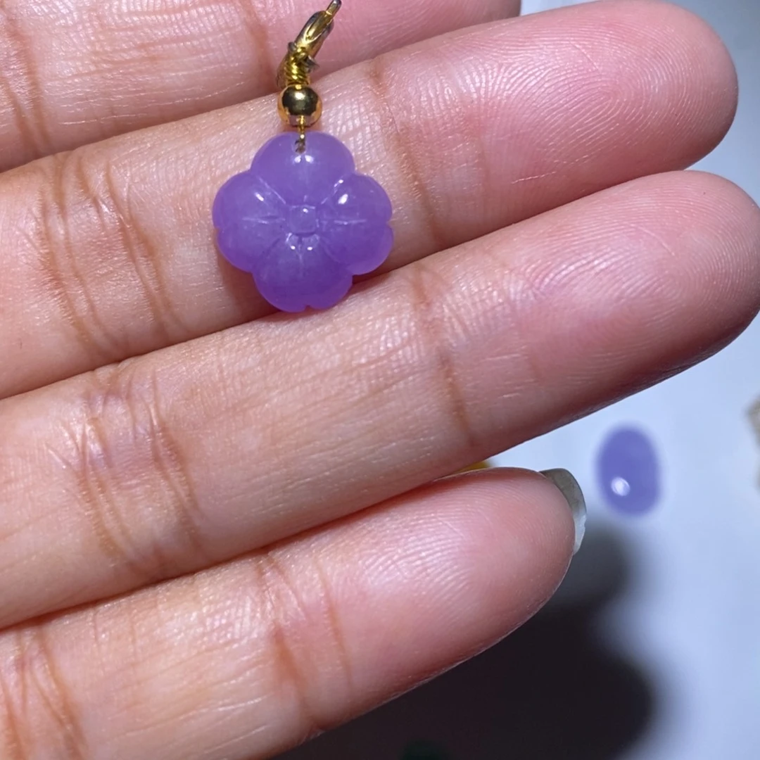 颈饰未镶嵌翡翠涅**生