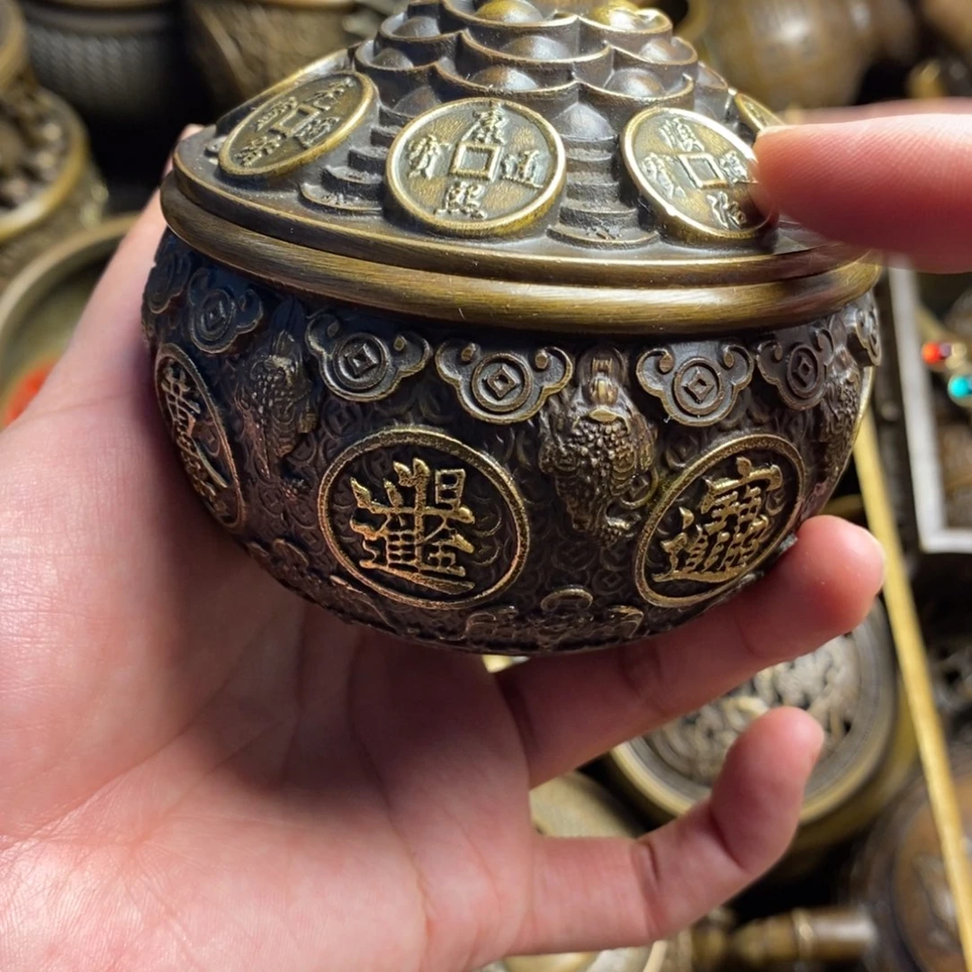 精美铜器做工精良