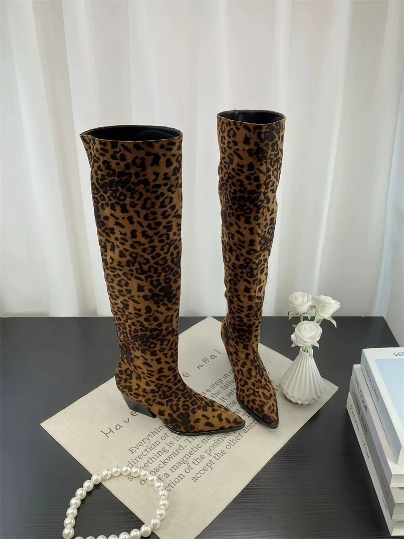 猪猪欧美性感豹纹高跟尖头过膝长靴-90016