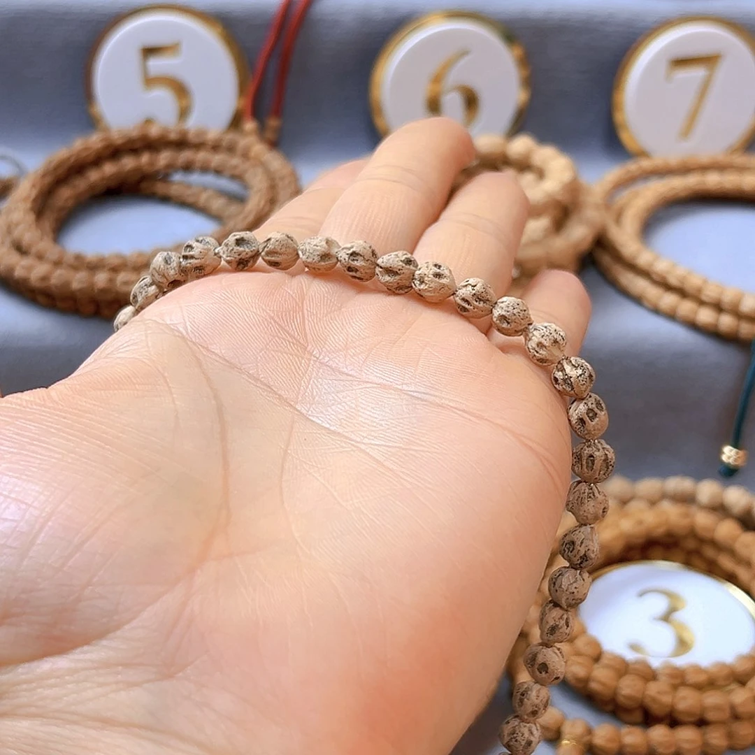 柏香籽/百香籽手串脂*