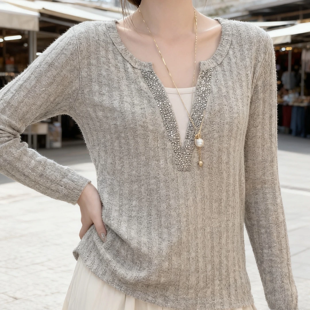 假两件烫钻V领重工长袖针织衫女秋冬2025新款百搭显瘦遮肚上衣