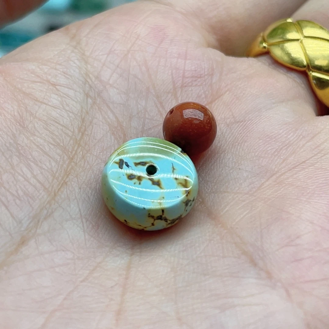 南红玛瑙未镶嵌珠宝奇石