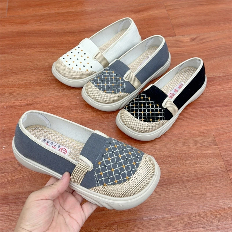 新款老北京布鞋女春秋软底轻便舒适妈妈鞋透气时尚平底女单鞋