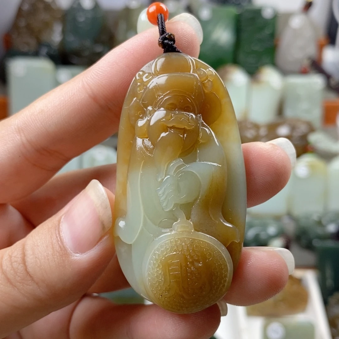 颈饰未镶嵌和田玉（糖玉）