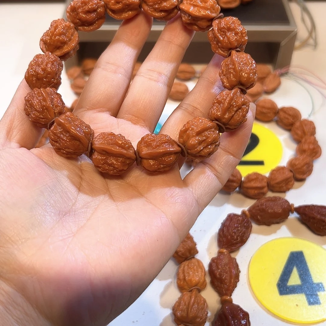 王****手串文玩核桃小金蟾