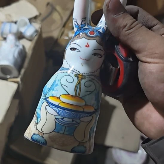 茶盏陶瓷盘子碗啥都有