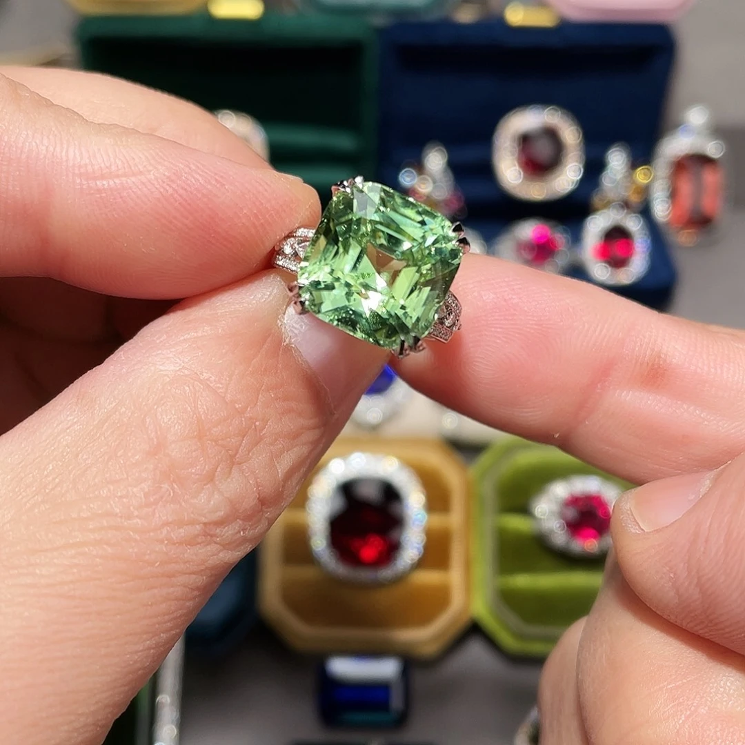 碧玺18K金镶嵌戒指12.09ct