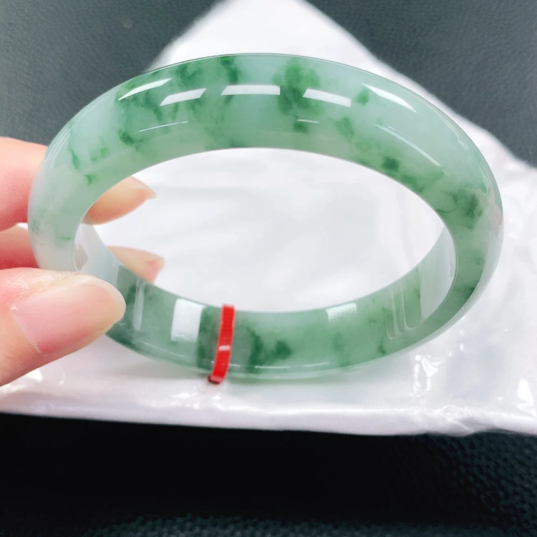 未镶嵌手镯翡翠57圈