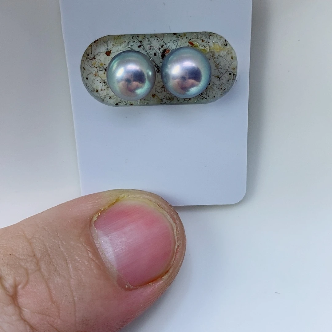 18K金镶嵌耳饰海水珍珠