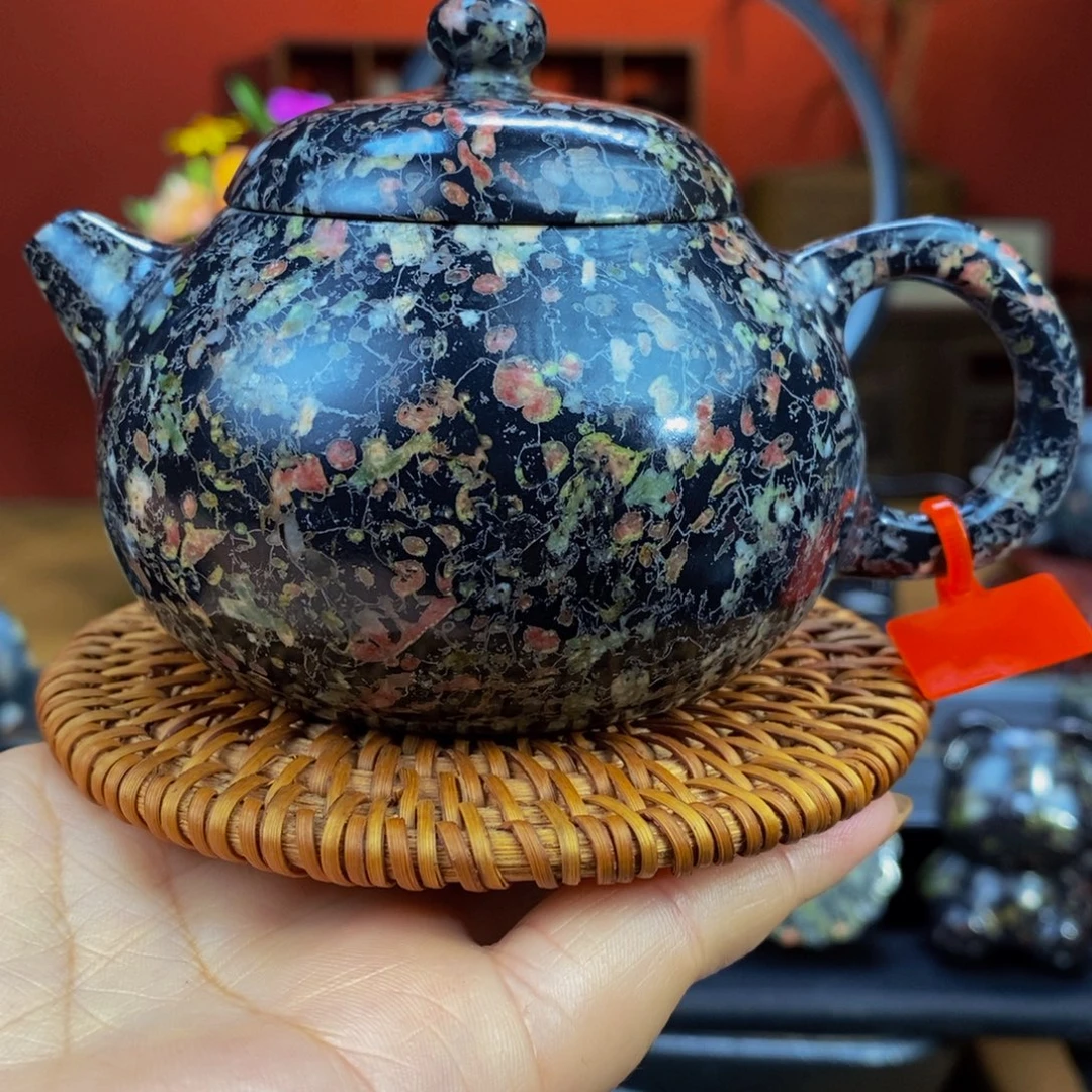 哈***也梅花玉精美梅花文旦壶