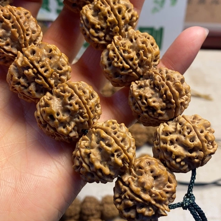 S***~吊坠金刚菩提尼泊尔大金刚