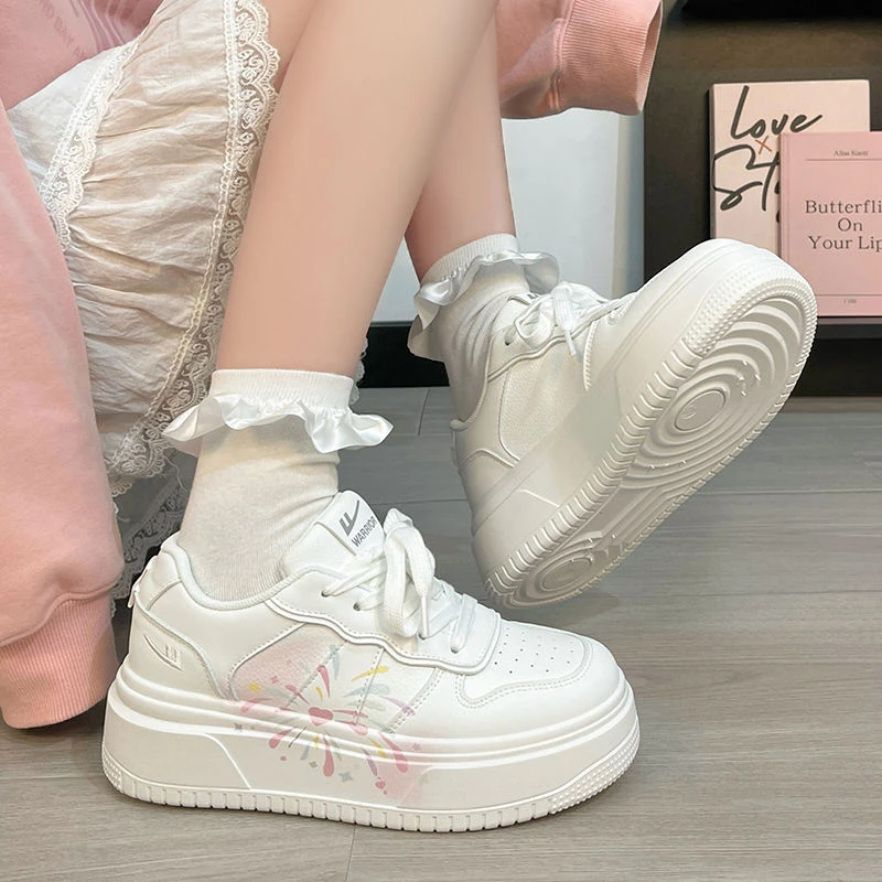 回力新款原创透气小白鞋女2025爆款网红百搭超火厚底休闲运动板鞋