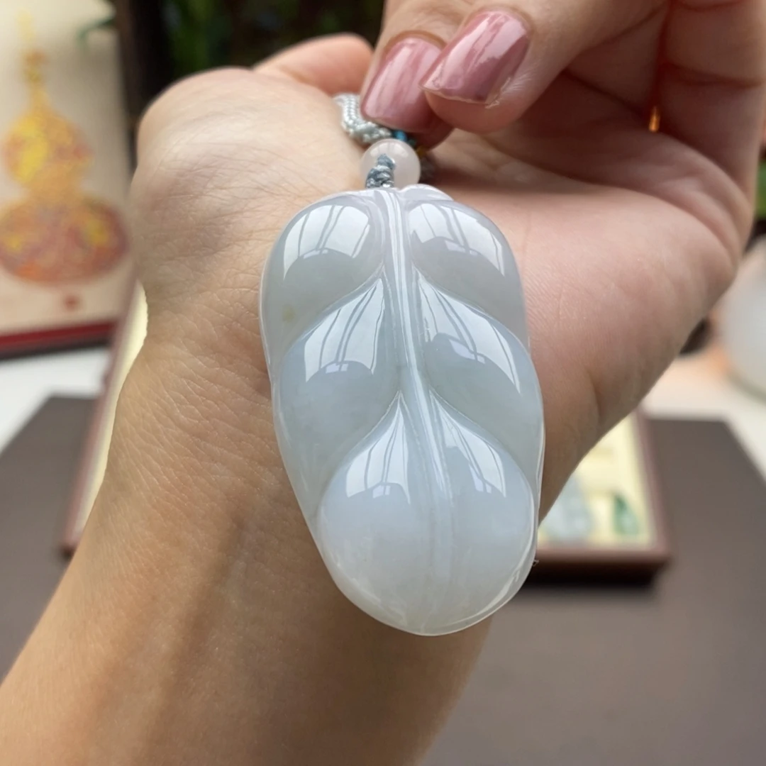 翡翠未镶嵌颈饰吊坠2