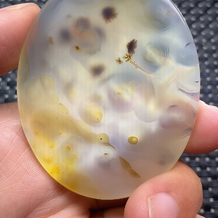 未镶嵌颈饰玛瑙/玉髓老*