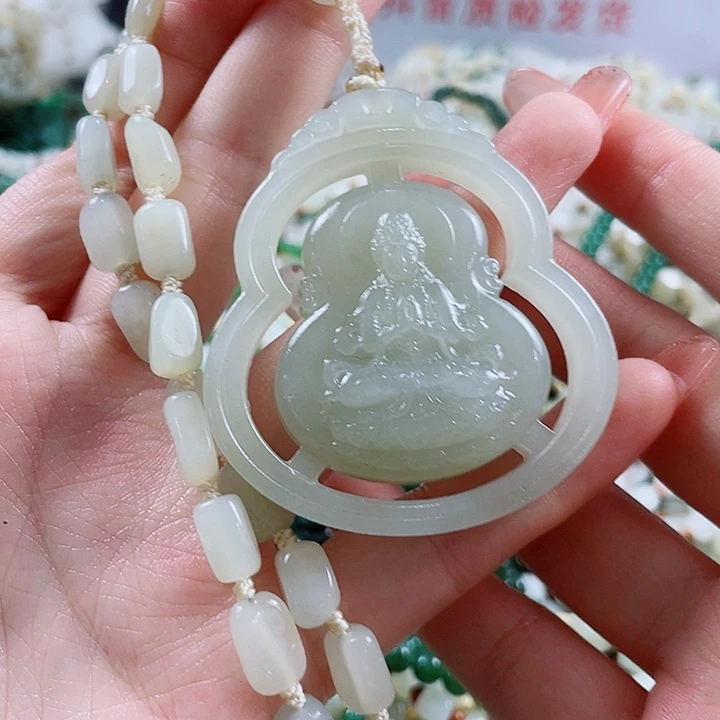 颈饰未镶嵌和田玉