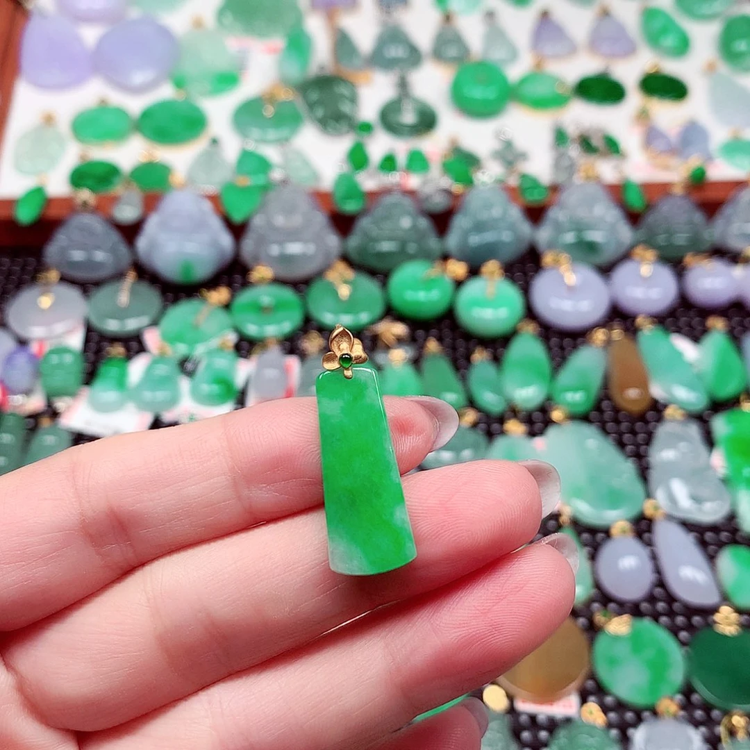 翡翠18K金镶嵌吊坠(不含链)