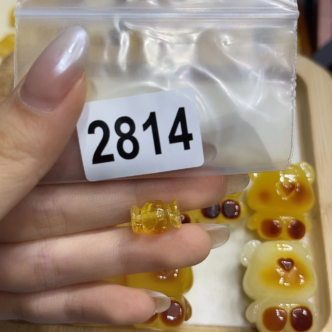 希***宝琥珀未镶嵌裸石蜜蜡