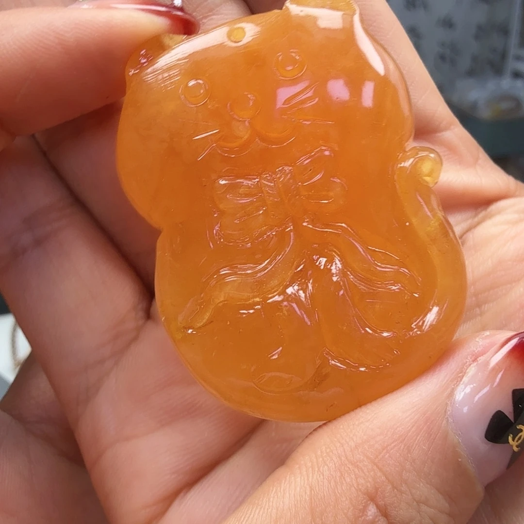X***奥琥珀未镶嵌裸石你好