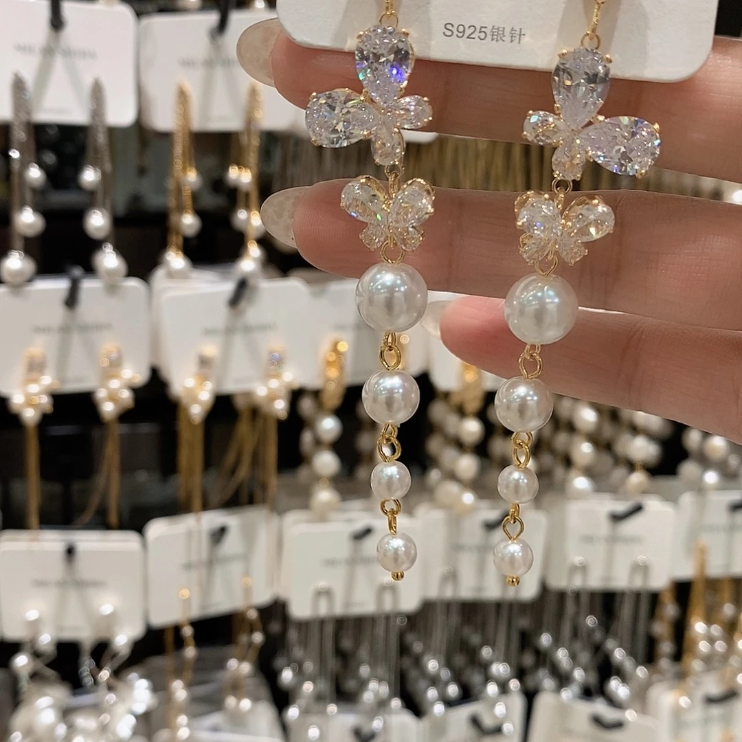 铜合金925银蝴蝶锆石流苏