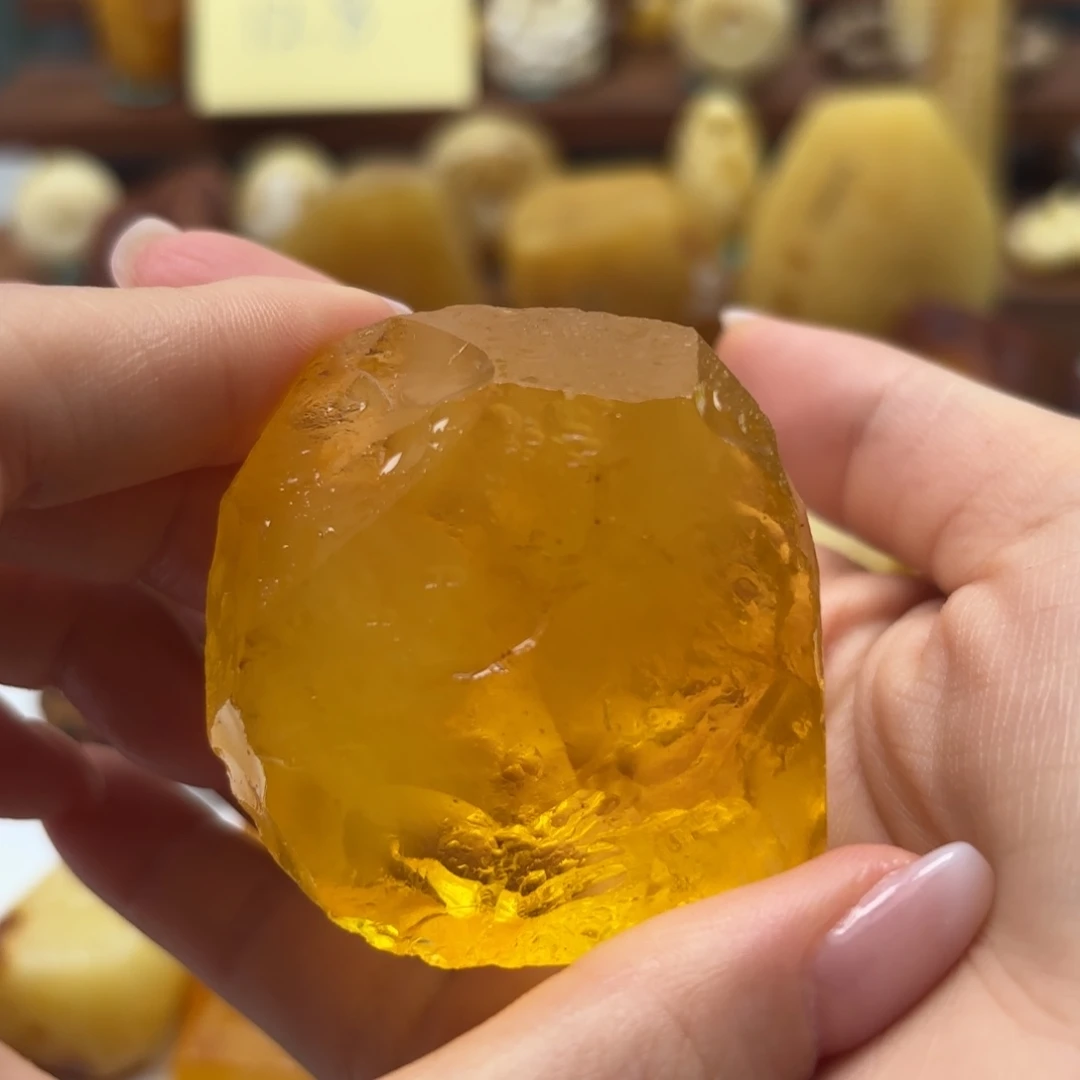 q***e定制琥珀未镶嵌不退不换