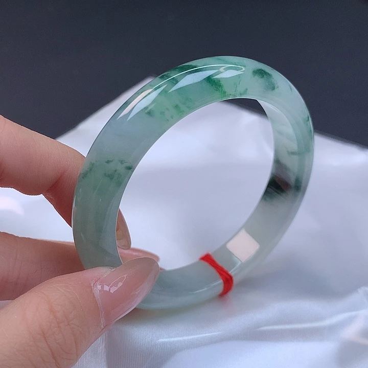 翡翠未镶嵌手镯55