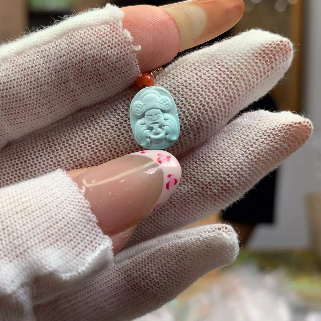 绿松石未镶嵌挂件