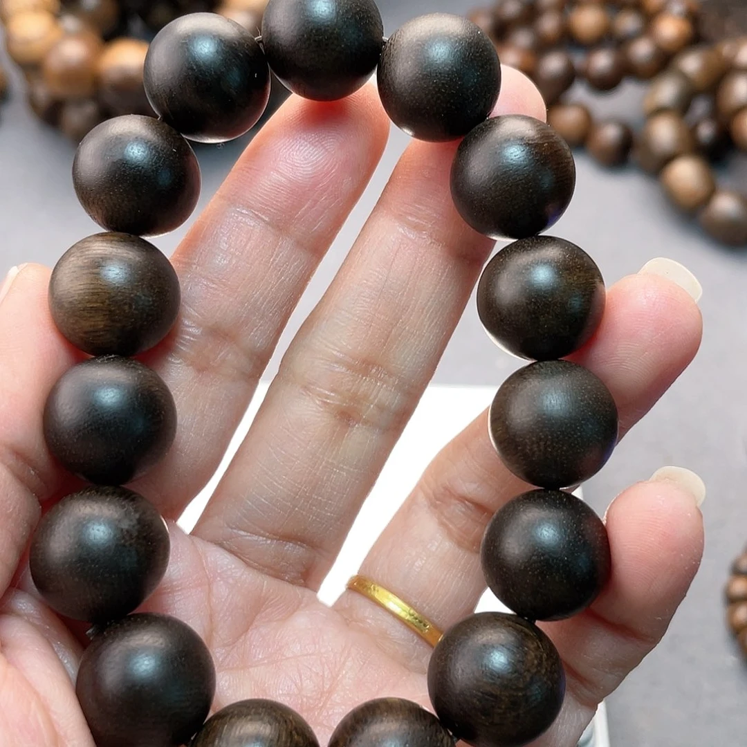 沉香手串知***一芽庄白棋1.5