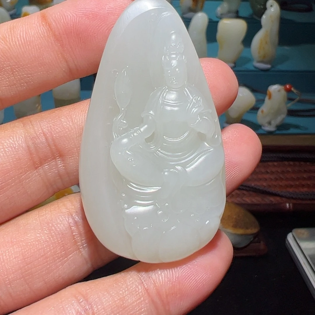 颈饰未镶嵌和田玉（子料）爱***量