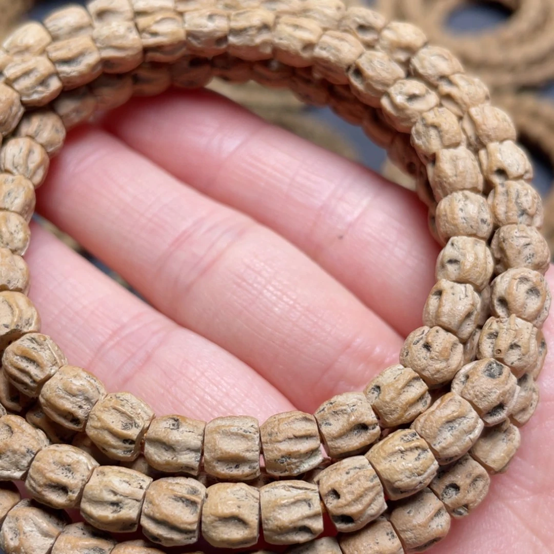 柏香籽/百香籽吊坠