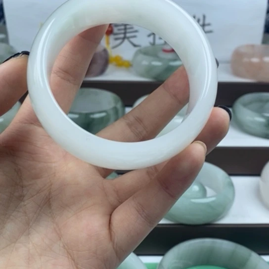 石英质玉（金丝玉）未镶嵌手镯