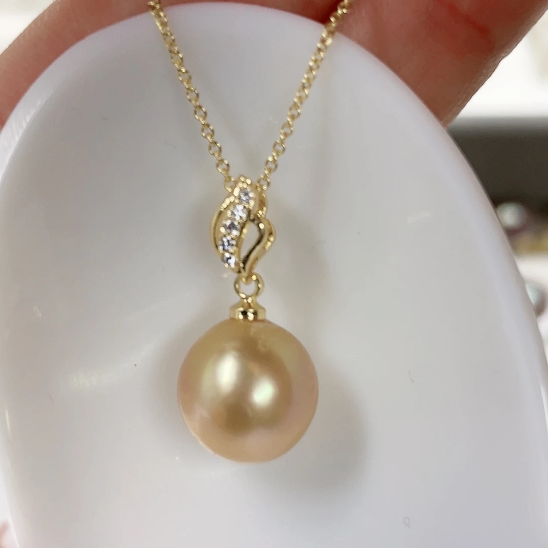 淡水珍珠吊坠(赠链)未镶嵌